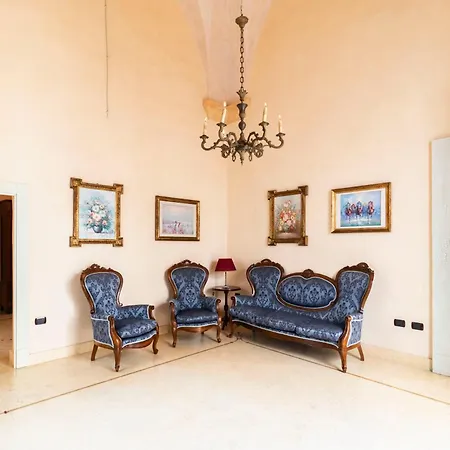 Oda ve Kahvaltı Palazzo Insula 3*