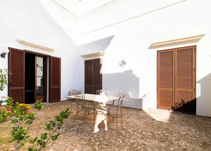 Palazzo Insula Bed & Breakfast