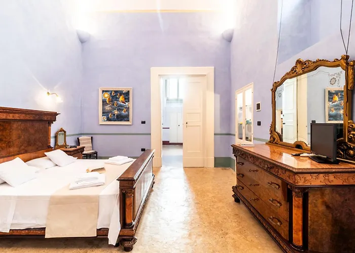 Palazzo Insula Bed & Breakfast 3*