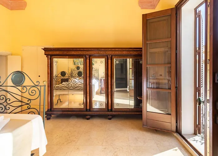 Palazzo Insula Bed & Breakfast
