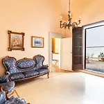 Palazzo Insula Bed & Breakfast 3*