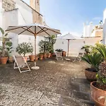 Palazzo Insula Bed & Breakfast
