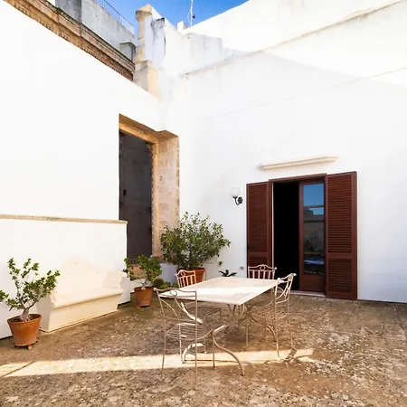 Bed & Breakfast Palazzo Insula 3*