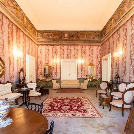 Alojamento de Acomodação e Pequeno-almoço Palazzo Insula Gallipoli