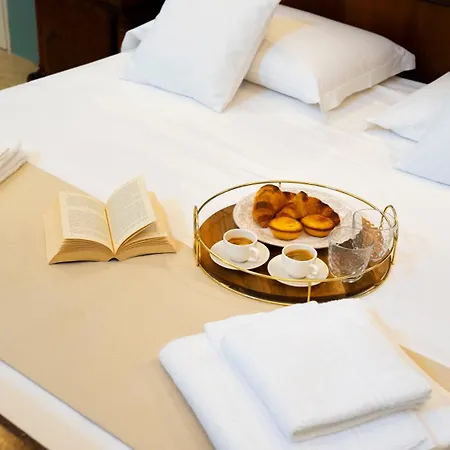 Bed & Breakfast Palazzo Insula